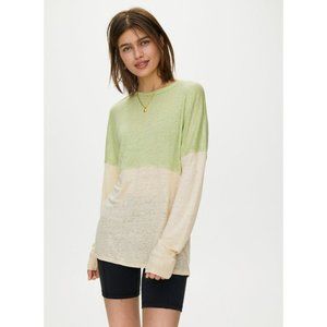 Aritzia Wilfred Free Relaxed Linen Longsleeve Medium Green Yellow T-Shirt Top